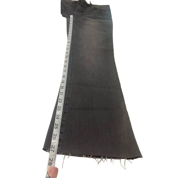 Forever 21 Womans Button Fly Cut Off Jeans Sz 29W Gray NWT - Picture 7 of 10